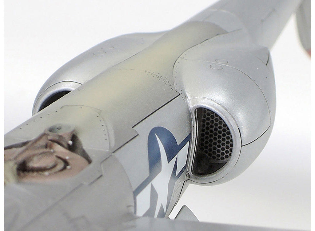Tamiya 1:48 Lockheed P-38 J Lightning - 61123