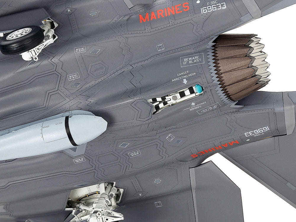 Tamiya 1/48 F-35C Lightning II - Loaded Dice