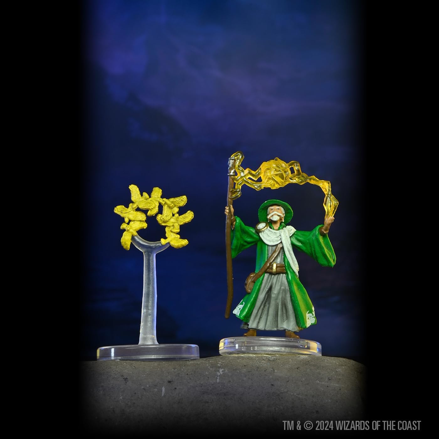 Gargantuan Bahamut Boxed Miniature: D&D Icons of the Realms - Loaded Dice