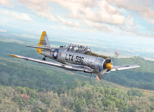 Italeri 1:48 North American T-6G Texan Trainer Aircraft - 92652