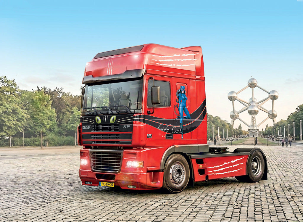Italeri 1:24 DAF XF 95 Super Space Cab Truck - 93834