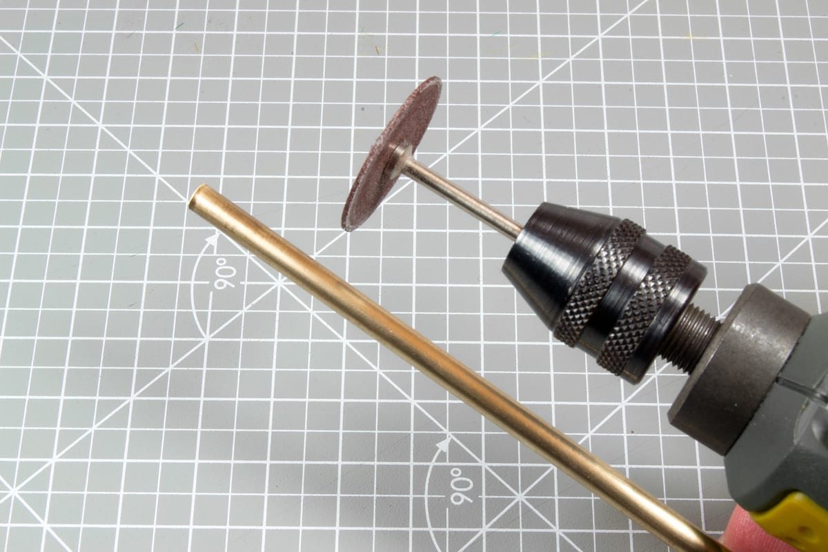 AK Interactive - Brass Pipes 3.0mm, 2 Units AK9123 - Loaded Dice