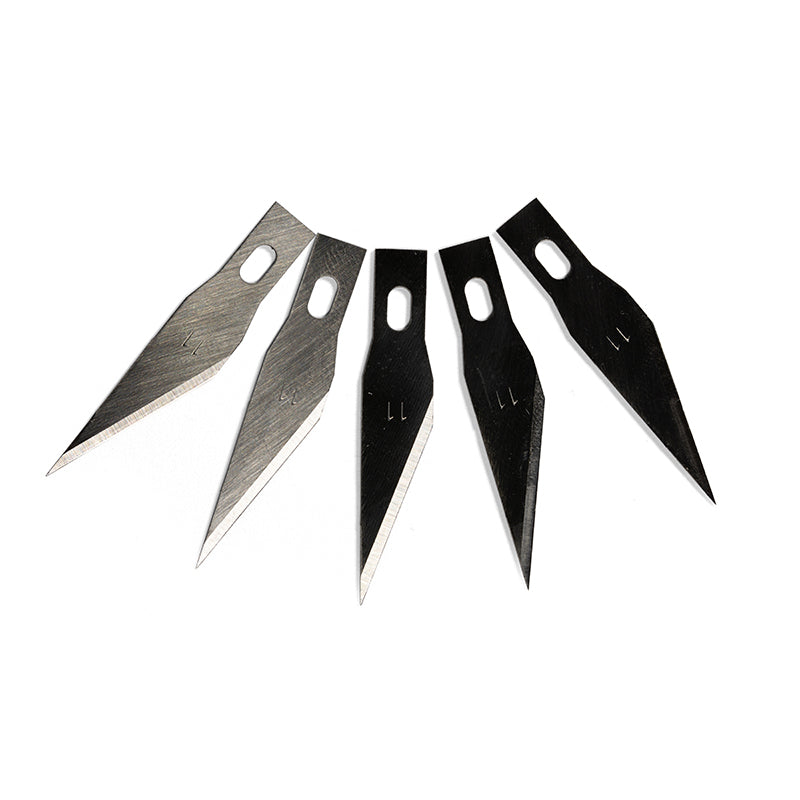 AK Interactive - Standard Diagonal (5 Spare Blades) Replacement for AK Hobby Knife AK9515-A - Loaded Dice
