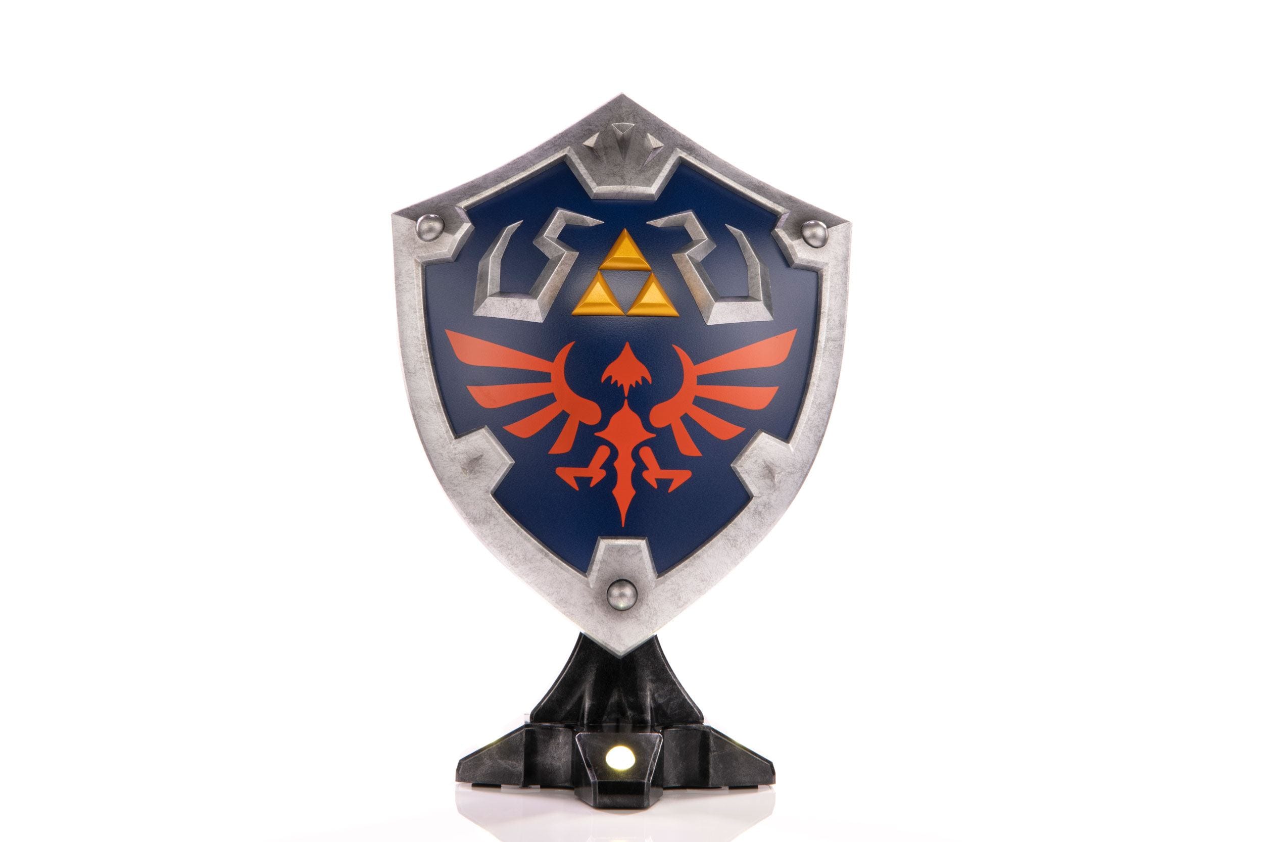 Zelda Breath of the Wild Hylian Shield Statue Collector's Edition