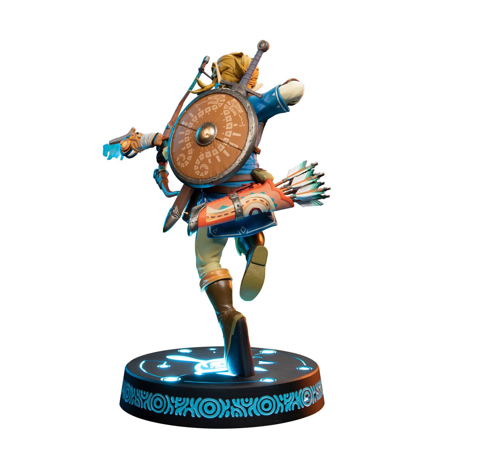 Zelda Breath of the Wild Link Statue Collector's Edition