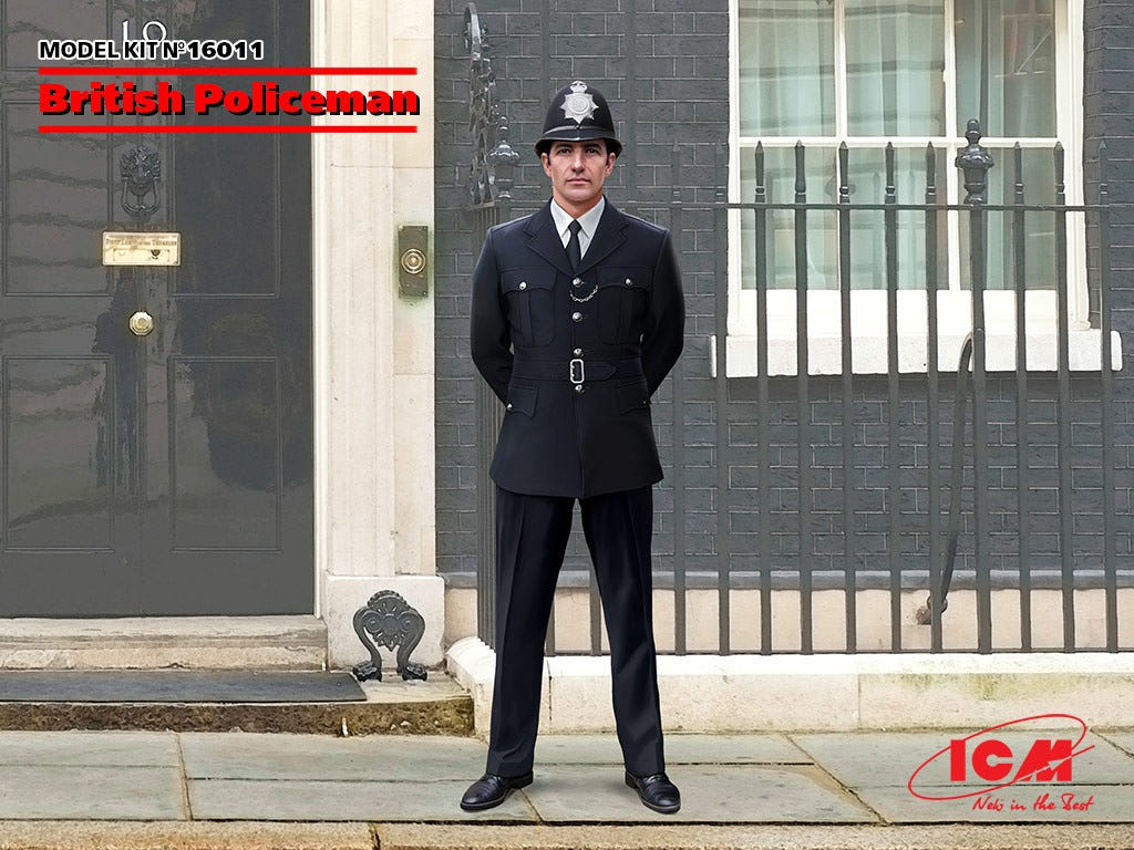 ICM British Policeman 1:16 Figure - ICM16011