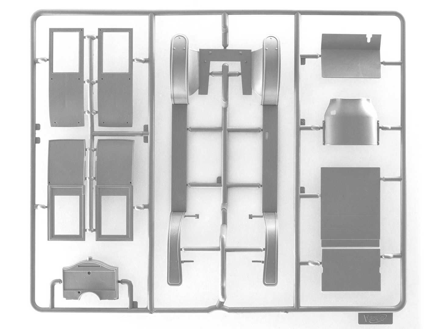 ICM 1:24 Type AG 1910 London Taxi Car - ICM24031