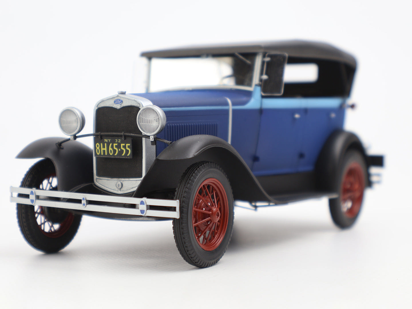 ICM 1:24 Ford Model A Standard Phaeton Soft Top (1930s) American Passenger Car - ICM24050