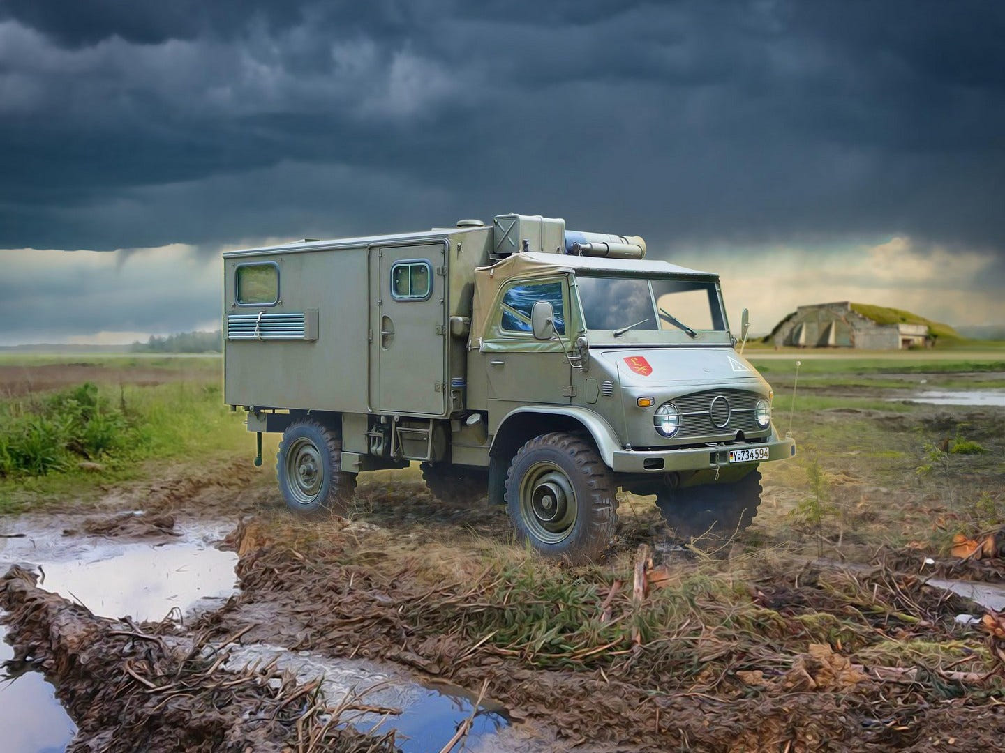 ICM 1:35 Unimog S 404 with Box Body German Military Truck - ICM35136