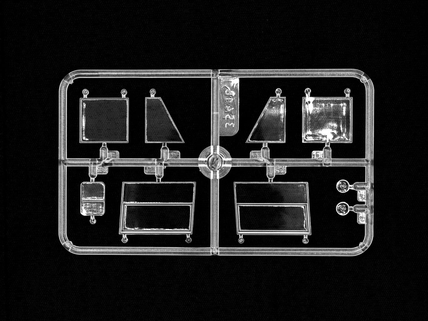 ICM 1:35 AHN 'Gulaschkanone' Truck with 4 Figures & Accessories - ICM35421