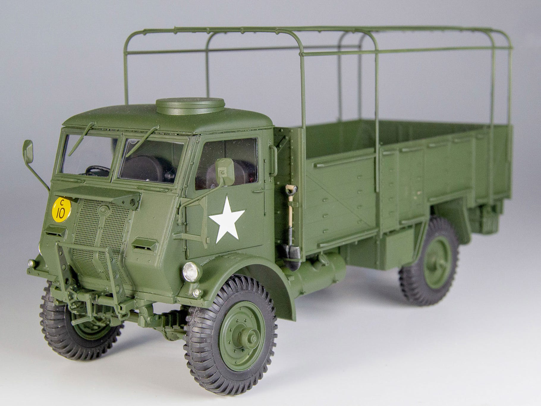 ICM 1:35 Model W.O.T. 6 WWII British Truck - ICM35507