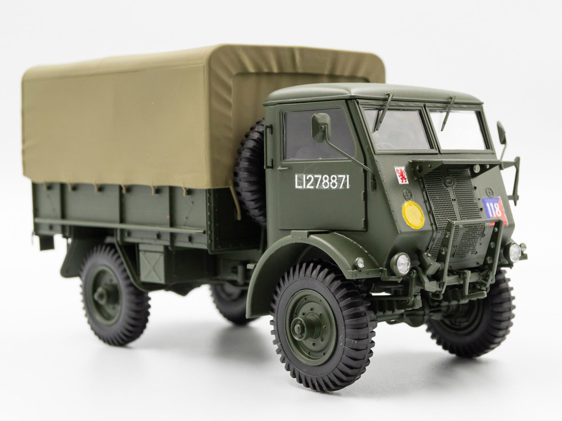 ICM 1:35 Model W.O.T. 8 WWII British Truck - ICM35590