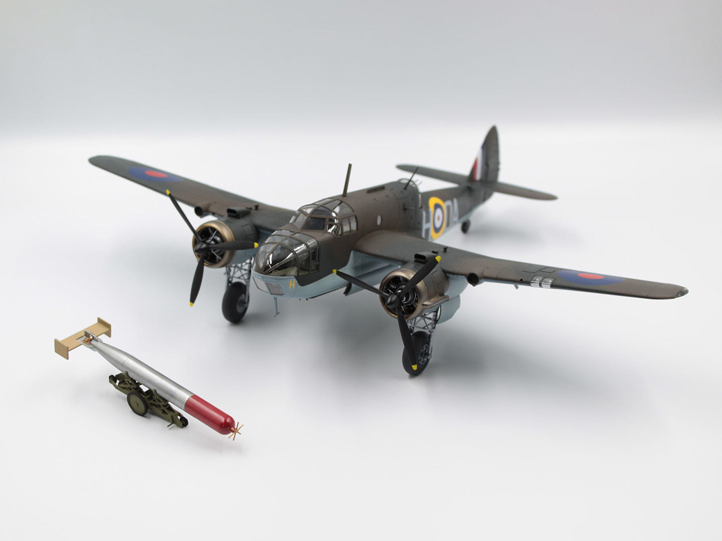 ICM 1:48 Bristol Beaufort Mk.I WWII British Torpedo-Bomber - ICM48310