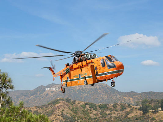 ICM 1:35 Sikorsky S-64E Skycrane with Universal Pod - ICM53059
