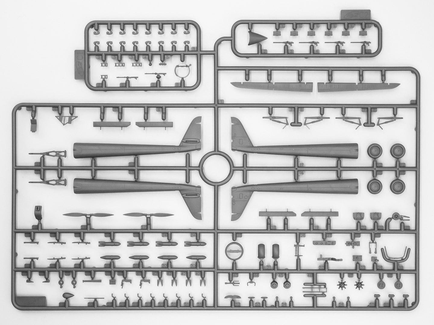 ICM 1:72 Set of 3 Luftwaffe Night Fighters (Bf 109E-4 / Do 172-10 Kauz II / Fw 189A-1) - ICM72209