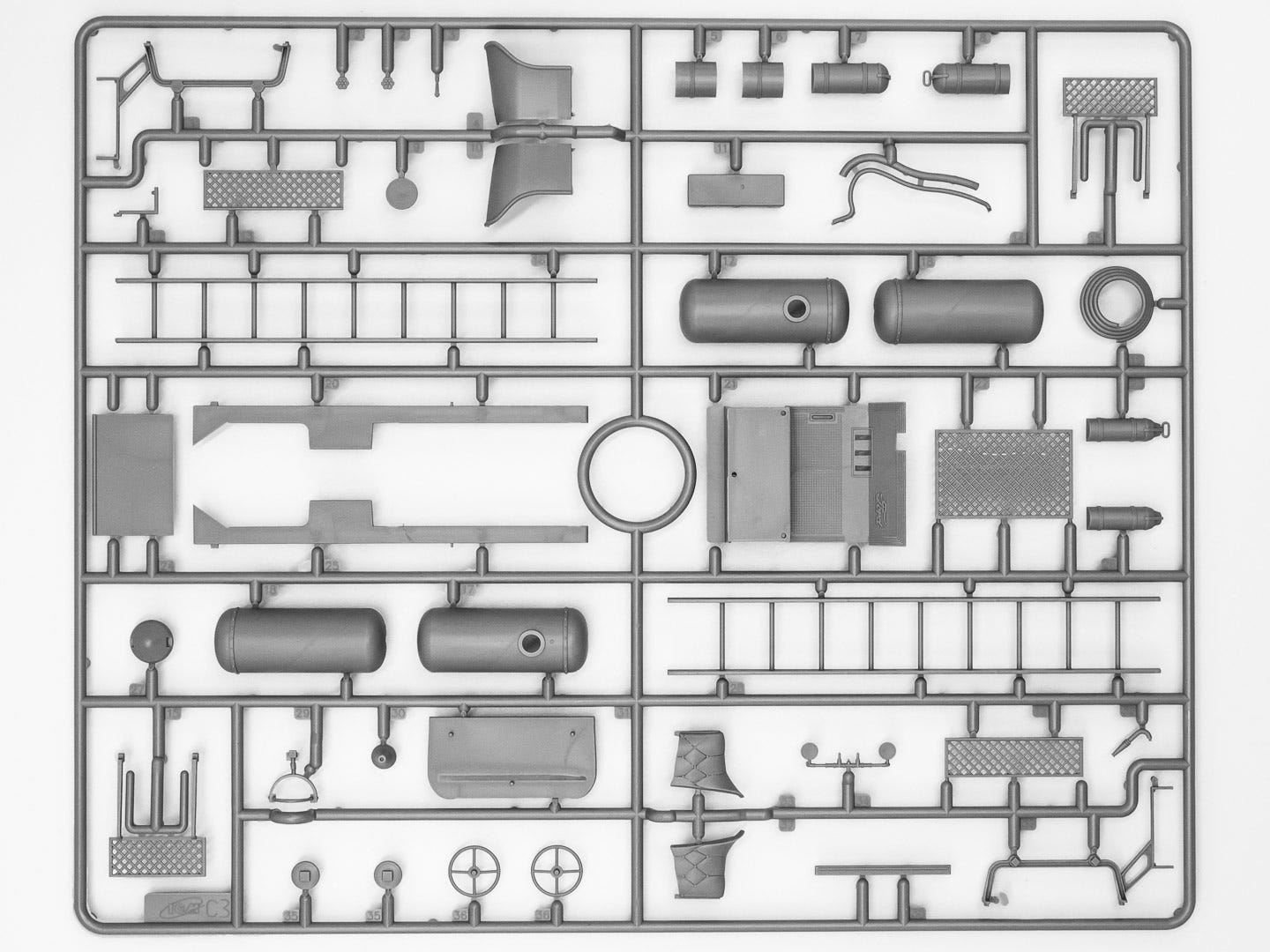 ICM 1:24 The Various 'Tin Lizzie' Ford Model T Variants (Set of 3) - ICMDS2402