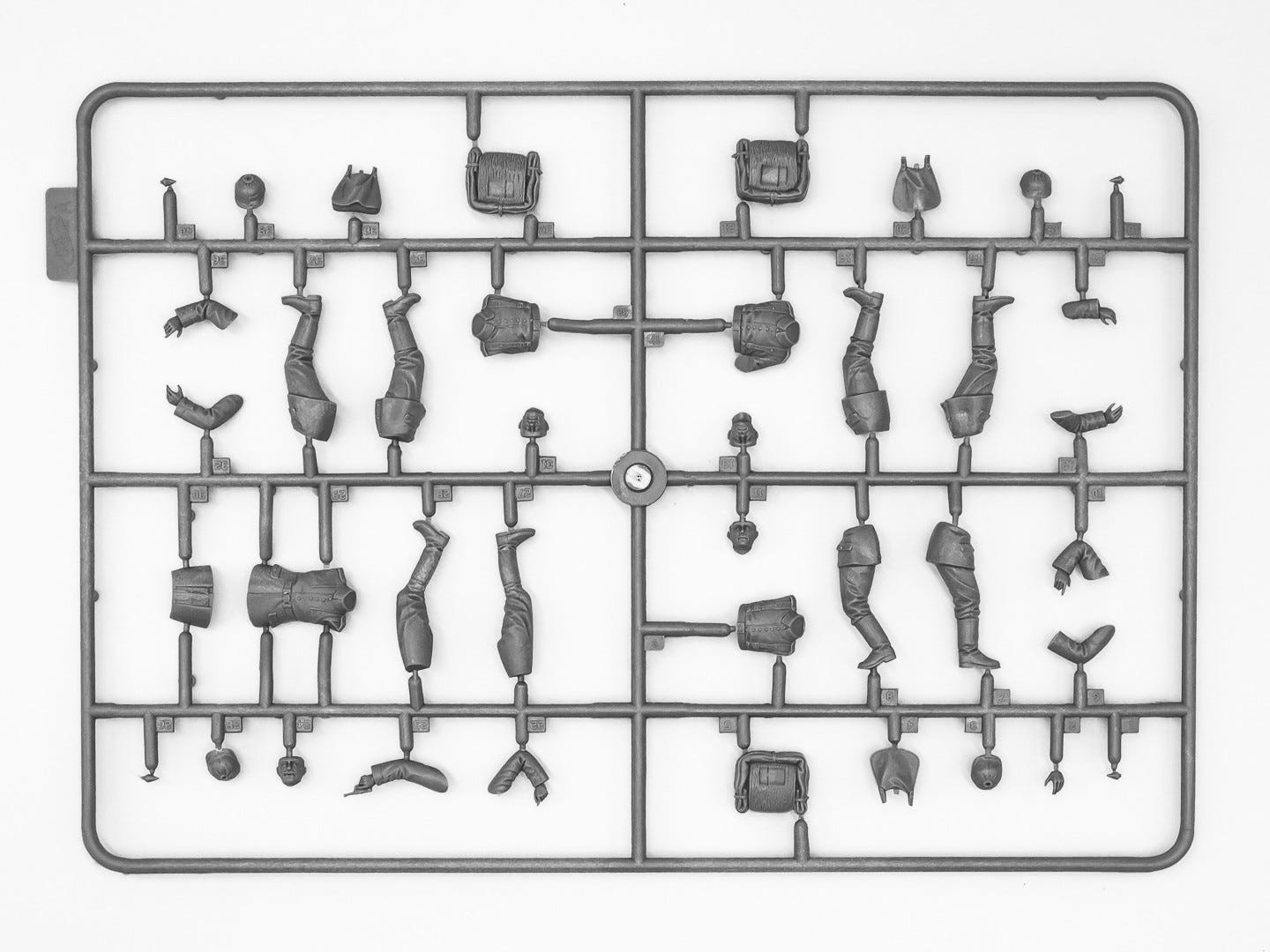 ICM 1:35 Miracle on the Marne' WWI British French & German Infantry Figure Set - ICMDS3530