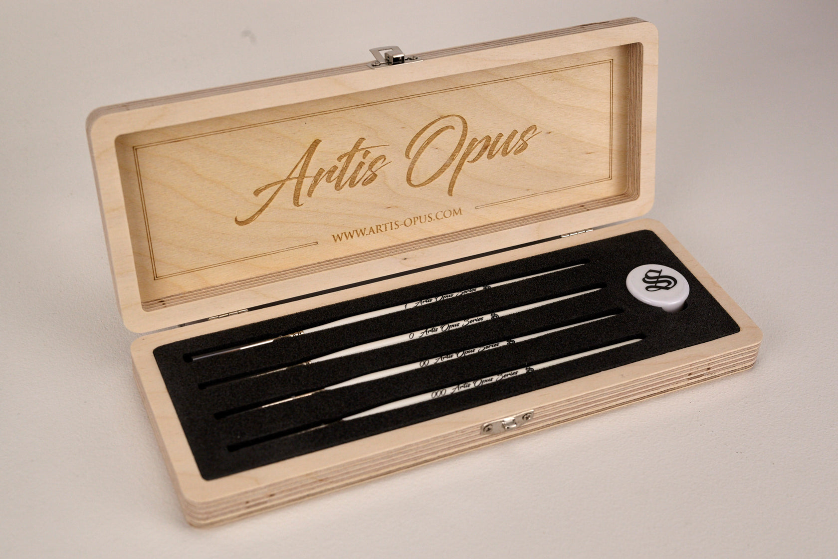 Artis Opus - Series S - Brush Set - Loaded Dice