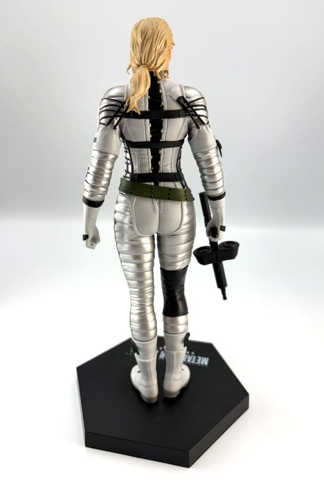 Metal Gear Solid Delta: Snake Eater PVC Figure The Boss