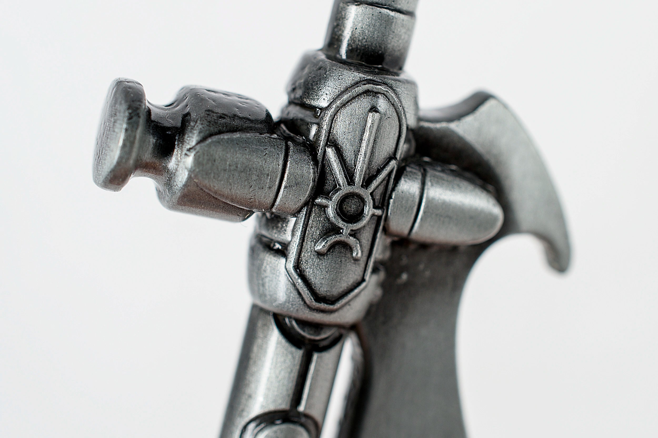 Warhammer 40,000: Necron Hyperphase Sword Bottle Opener - Loaded Dice