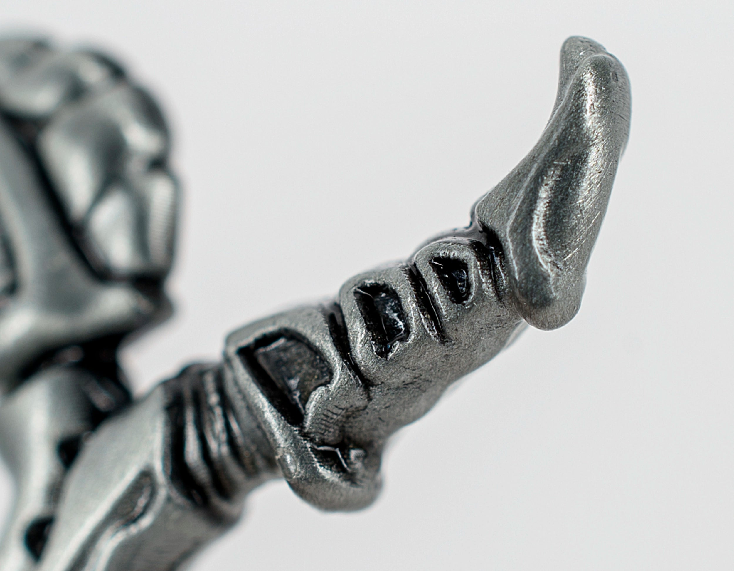 Warhammer 40,000: Tyranids Bonesword Bottle Opener - Loaded Dice