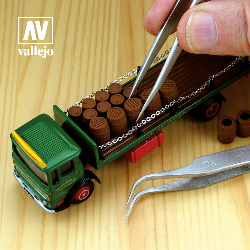 Vallejo Fine Tweezers - Loaded Dice