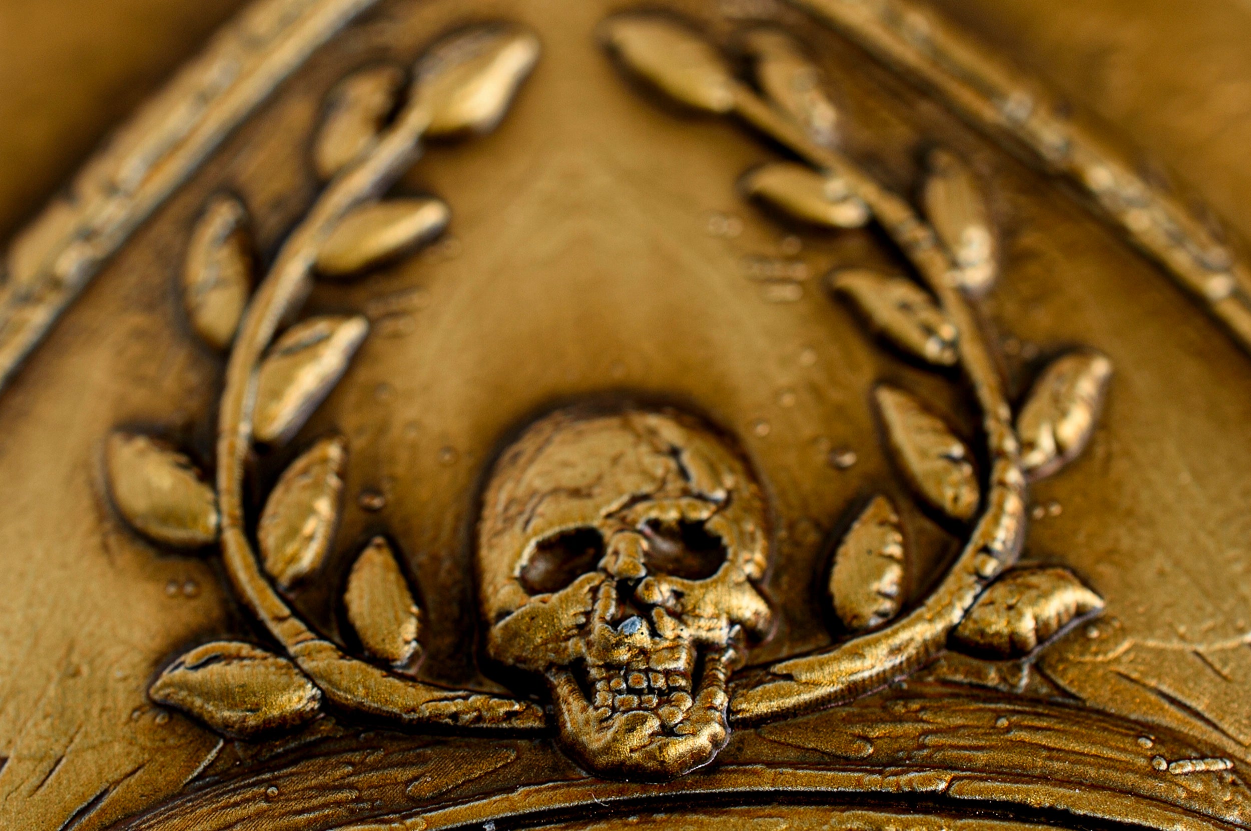 Warhammer: Astra Militarum Commissar Yarrick Ingot - Loaded Dice