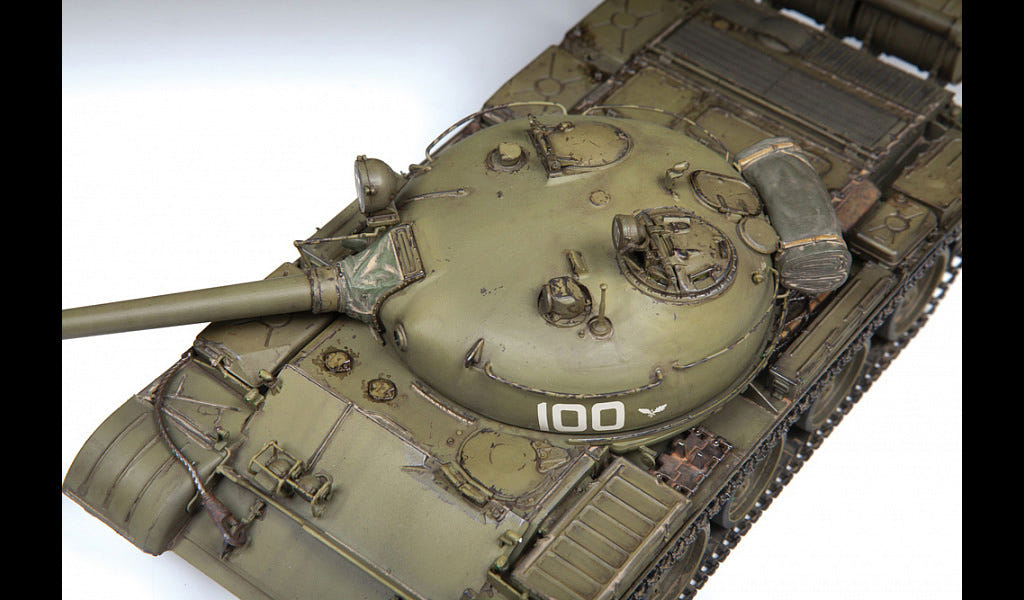 Zvezda 1:35 T-62 Soviet Main Battle Tank - Z3622