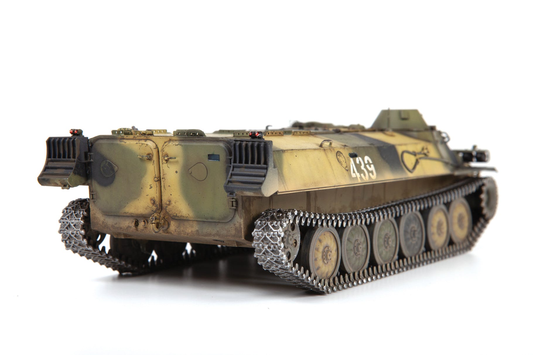 Zvezda 1:35 MT-LB Amphibious Armoured Personnel Carrier - Z3652