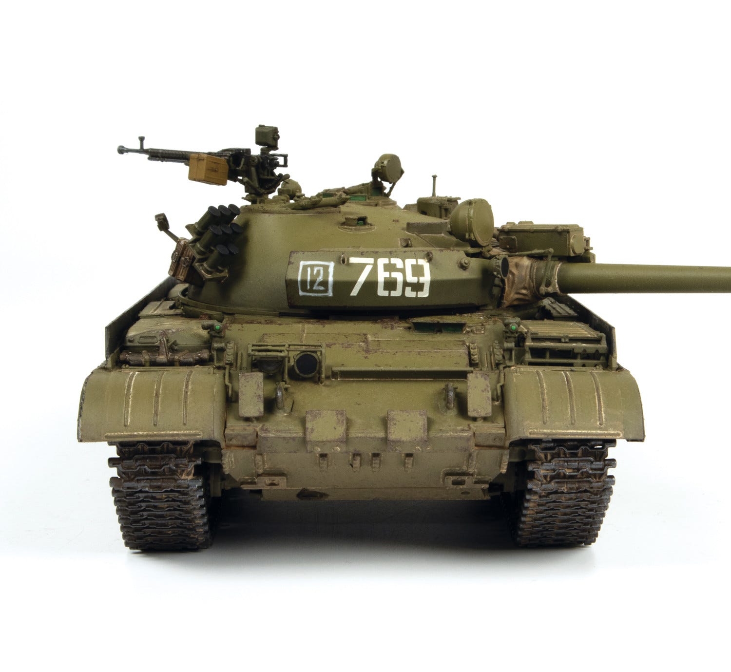 Zvezda 1:35 Soviet Main Battle Tank T-62M - Z3679