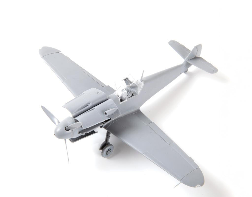 Zvezda 1:48 Messerschmitt Bf-109 F2/F4 - Z4802