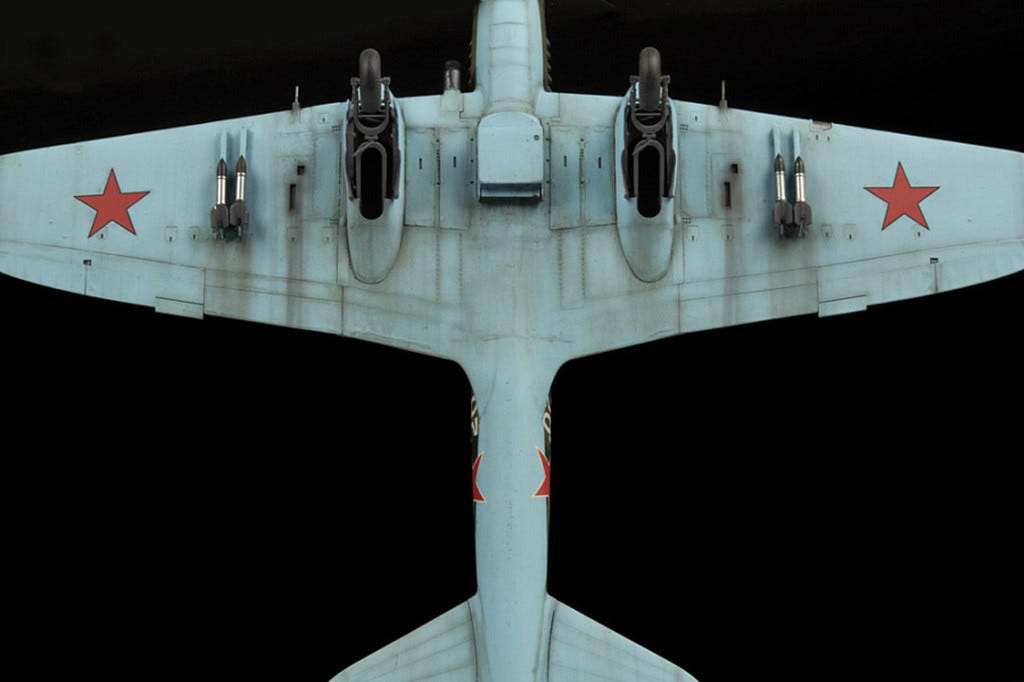 Zvezda 1:48 IL-2 Sturmovik Attack Aircraft (1943) - Z4826