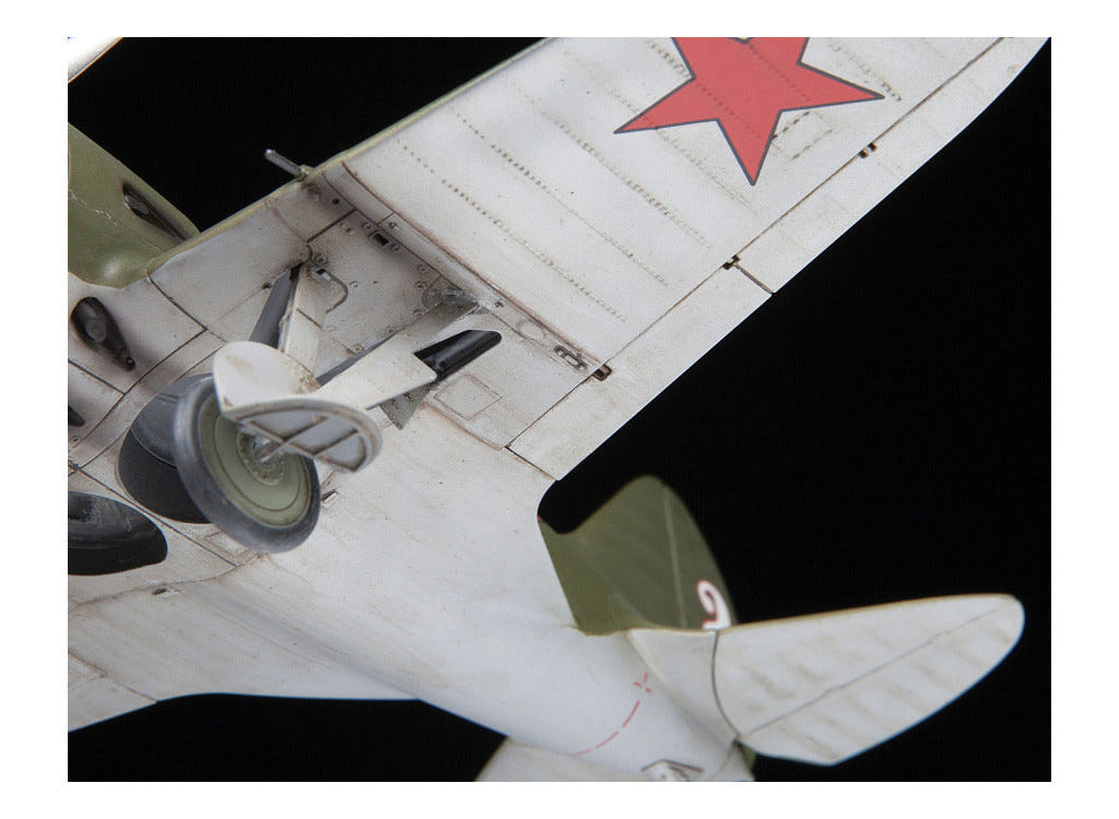 Zvezda 1:48 I-16 Soviet WWII Fighter - Z4832