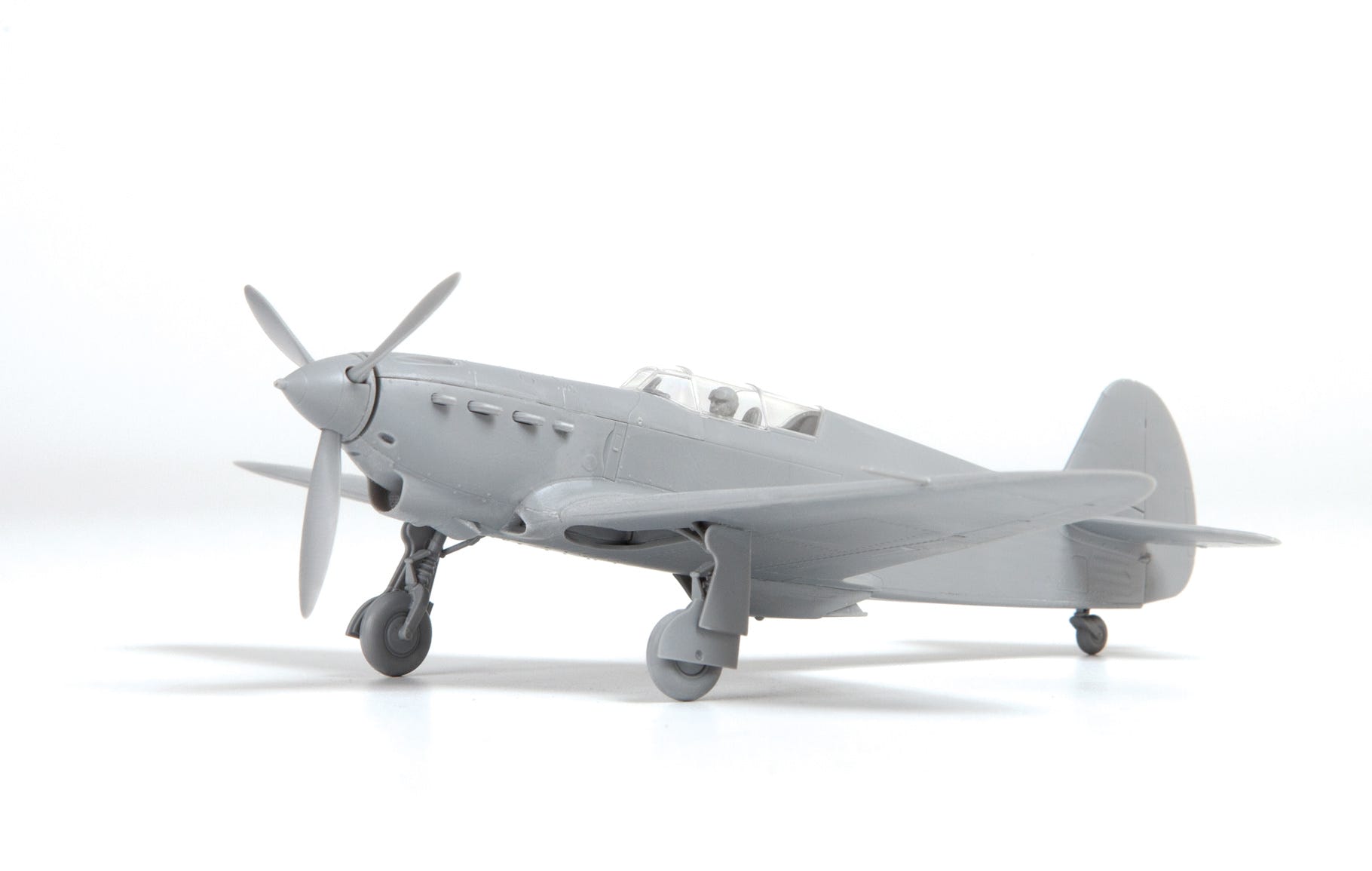 Zvezda 1:72 YAK-1 Fighter Plane - Z7327