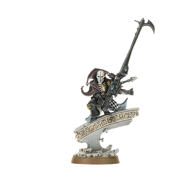 Painted Aeldari Death Jester miniature on its 25mm base, smaller full view