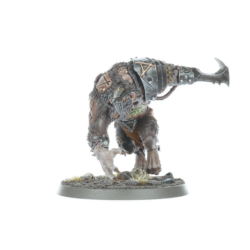 Painted Skaven Rat Ogor with a gun arm from the Age of Sigmar Starter Set