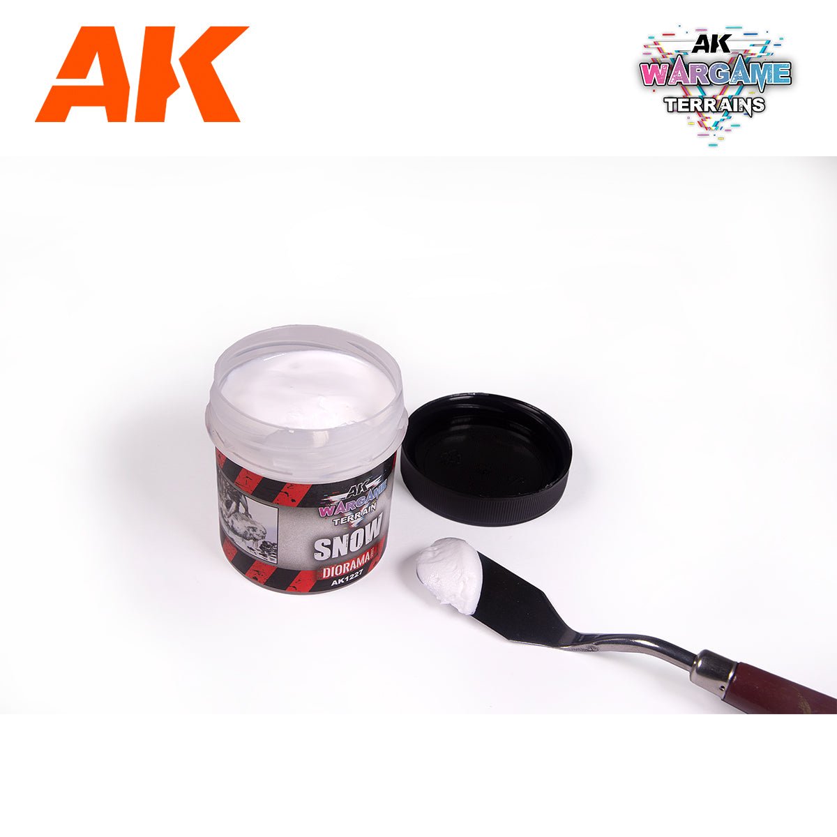 AK Interactive Snow - Wargame Terrains - 100ml AK1227 - Loaded Dice