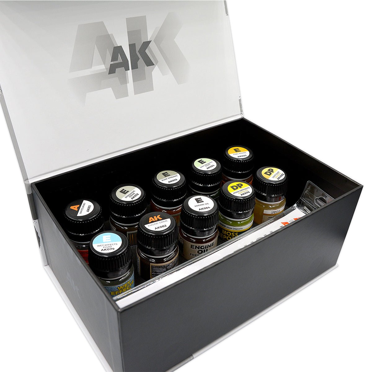 AK Interactive - Total Weathering Effects Set - Loaded Dice