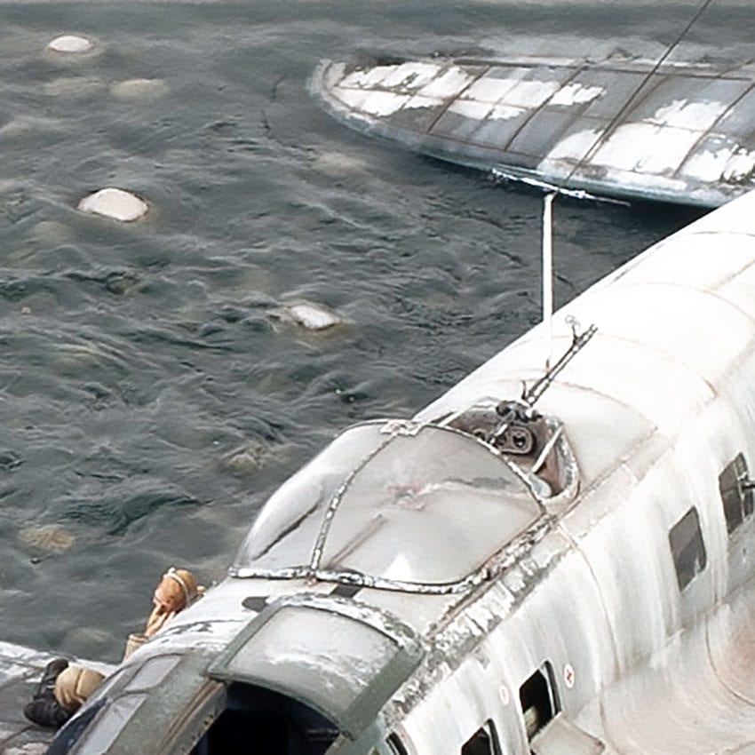 Diorama of a crashed aircraft in the sea, water surface made with AK Interactive Water Gel Transparent