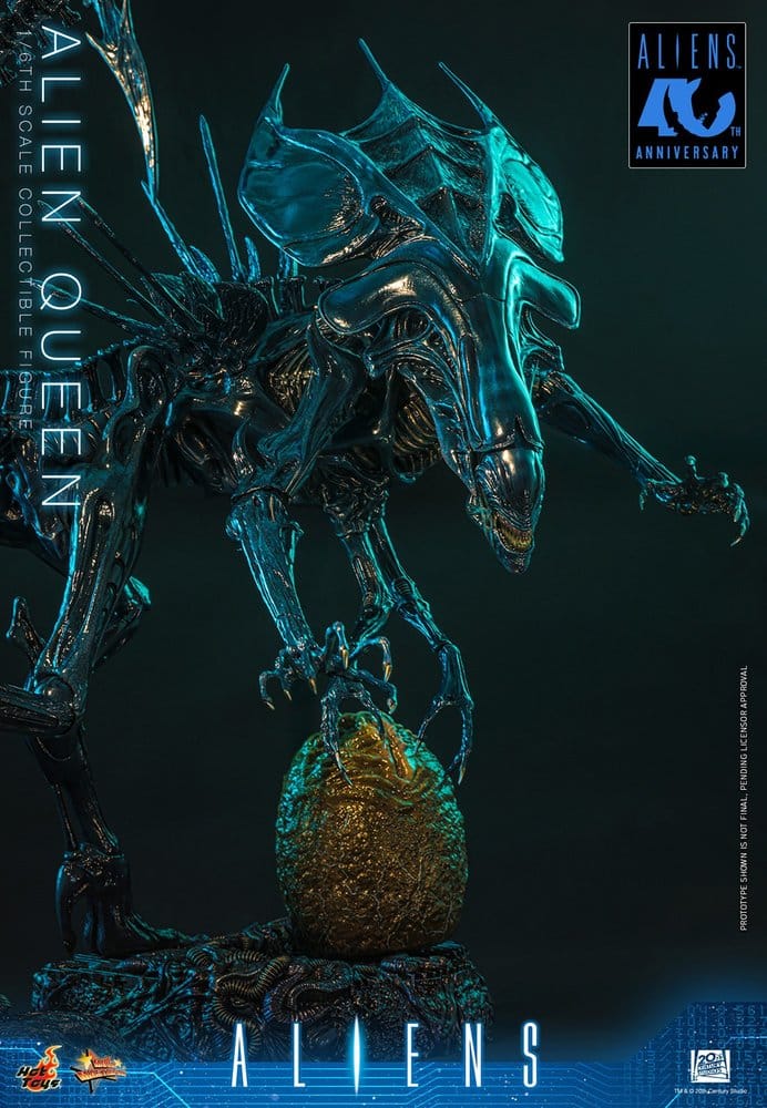 Hot Toys Alien Queen figure detail