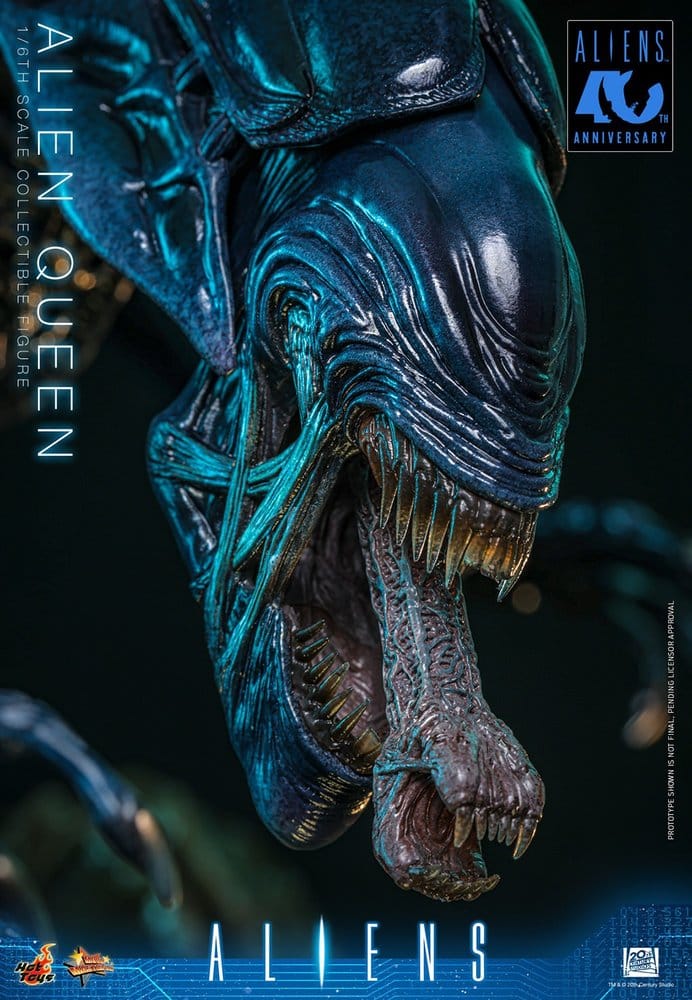 Hot Toys Alien Queen figure detail