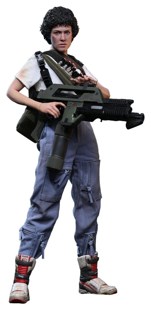 Hot Toys Aliens Ellen Ripley 1/6 figure with M41A Pulse Rifle and ammo harness, full-length cut-out