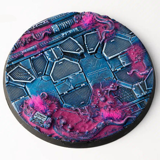 Gamers Grass Alien Infestation Round Base - 100mm (x1) - Loaded Dice