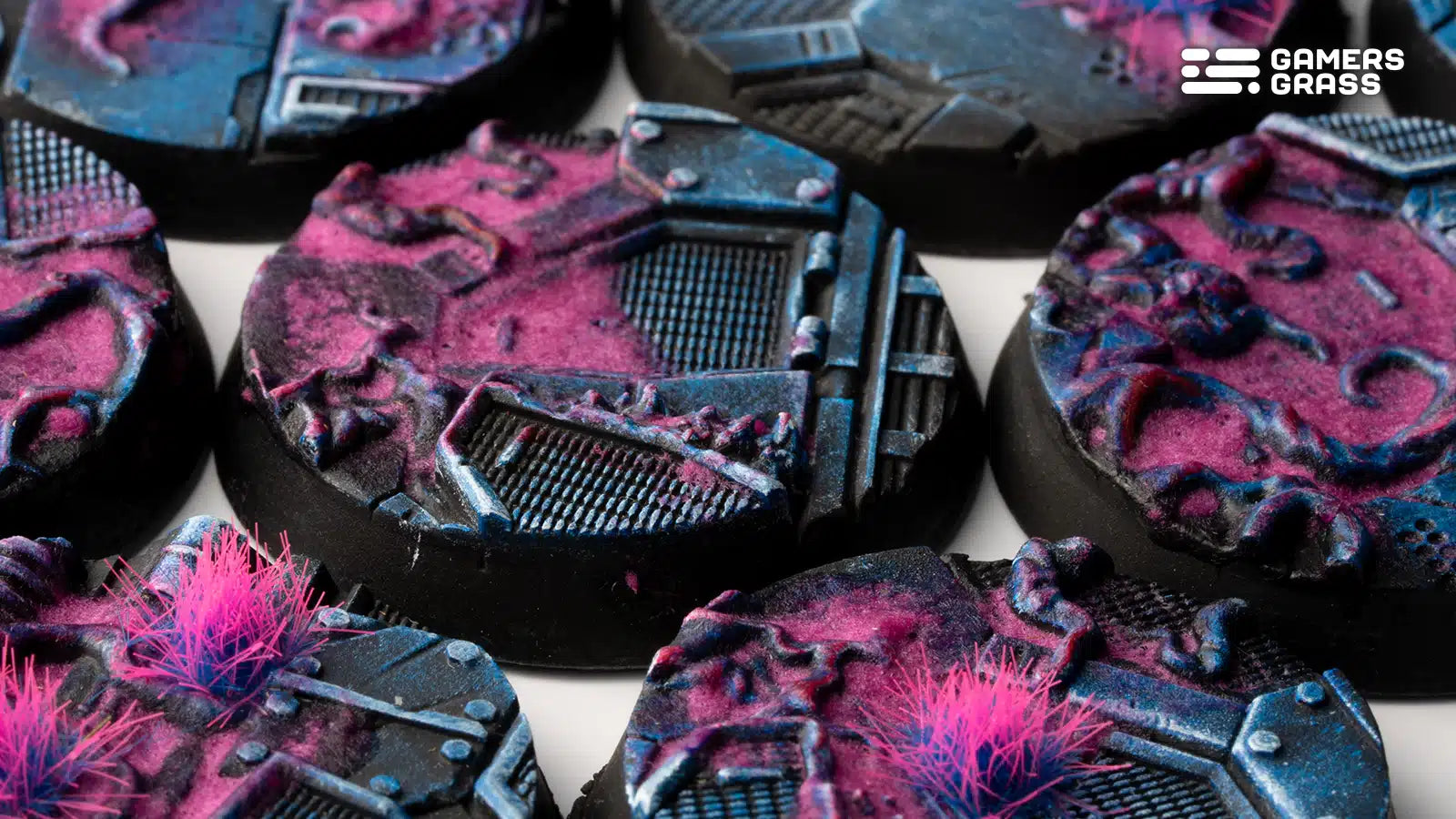 Gamers Grass Battle Ready Bases - Alien Infestation Round 32mm (x8) - Loaded Dice