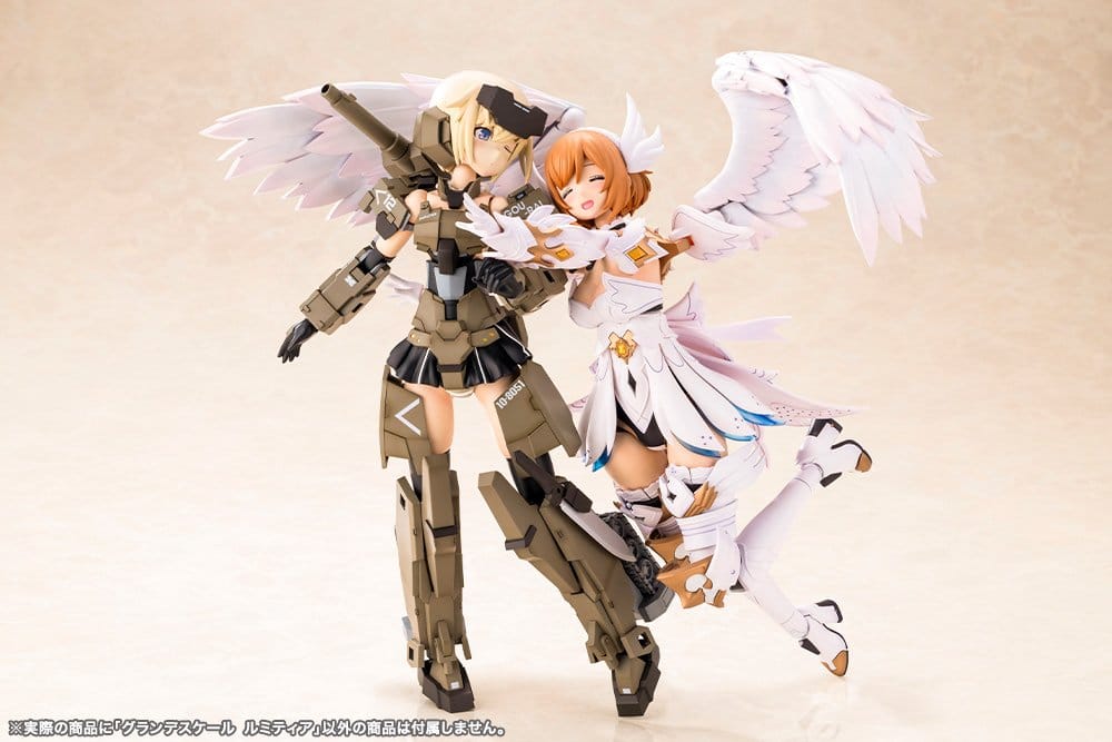 Grande Scale Lumitea embracing an armoured model kit sold separately, Arcanadea