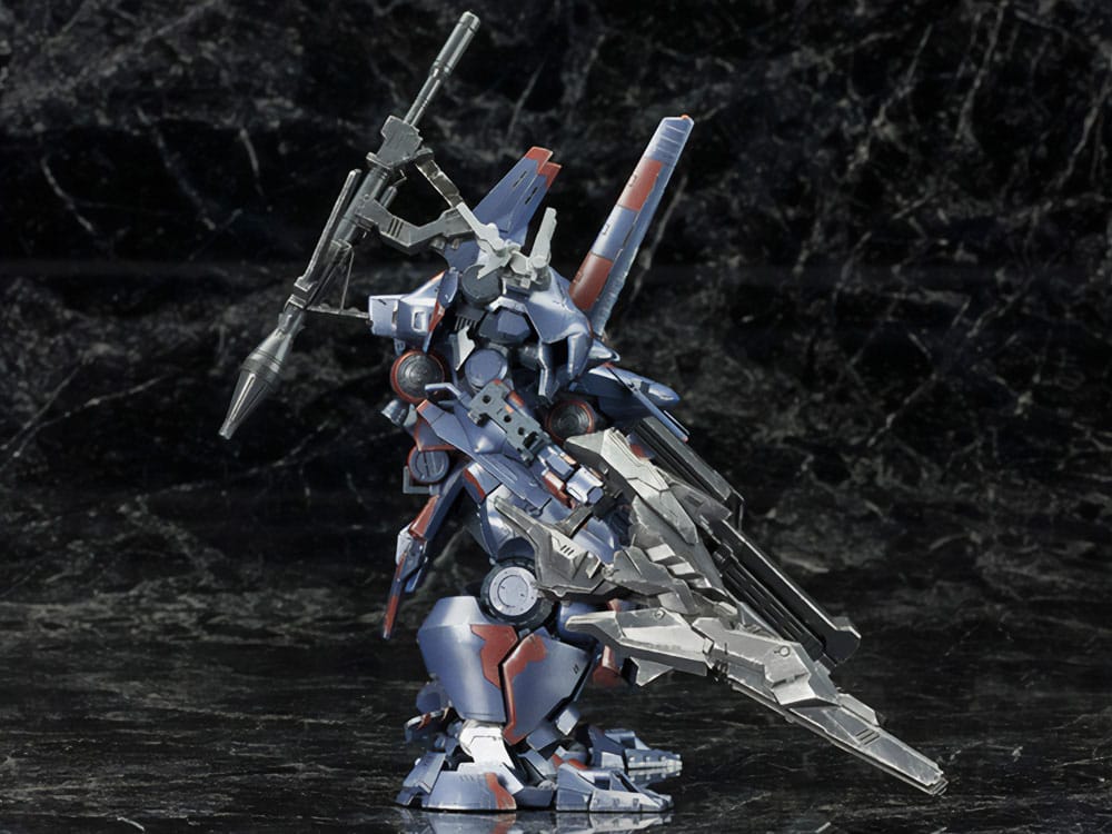 Kotobukiya Hanged Man 1/72 Armored Core V kit, left side profile with rifles