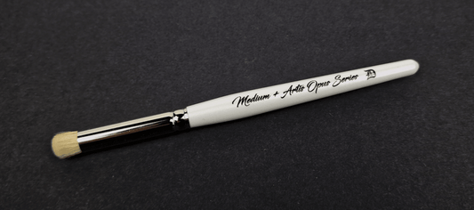 Artis Opus Artis Opus - Series D - Brush Size M+ kolinsky sable miniature painting brush