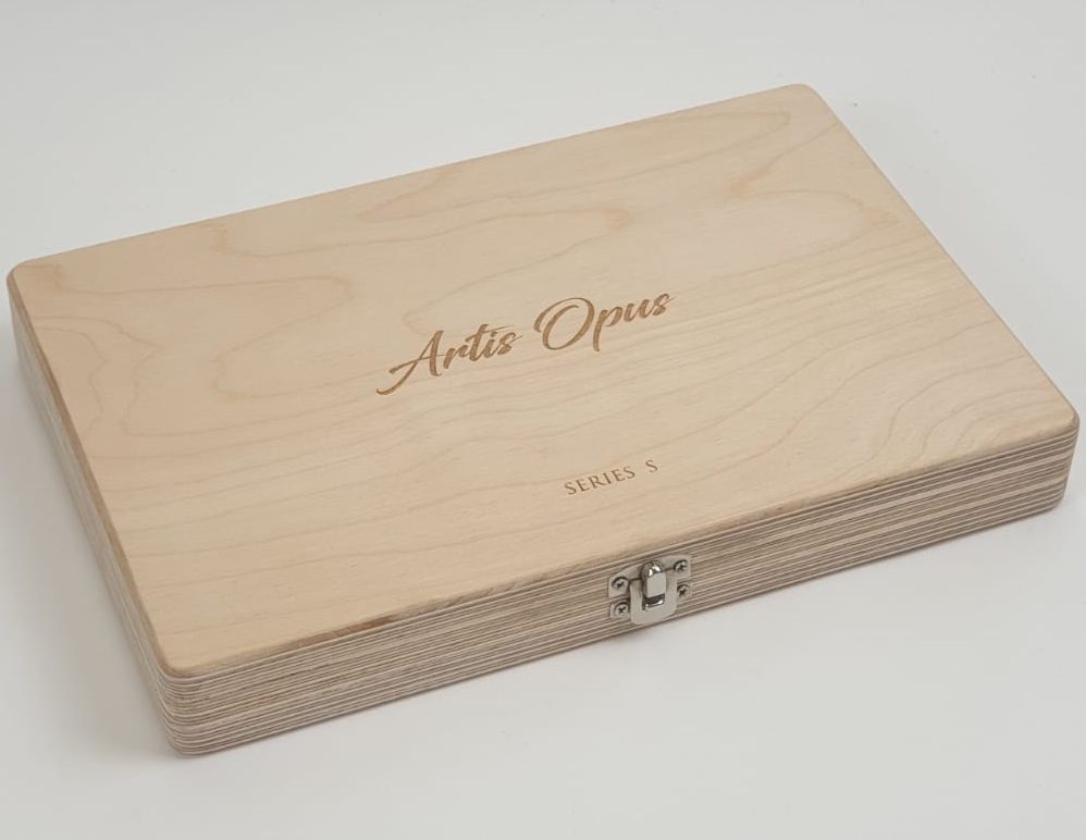 Artis Opus Series S brush set closed wooden presentation case with engraved lid