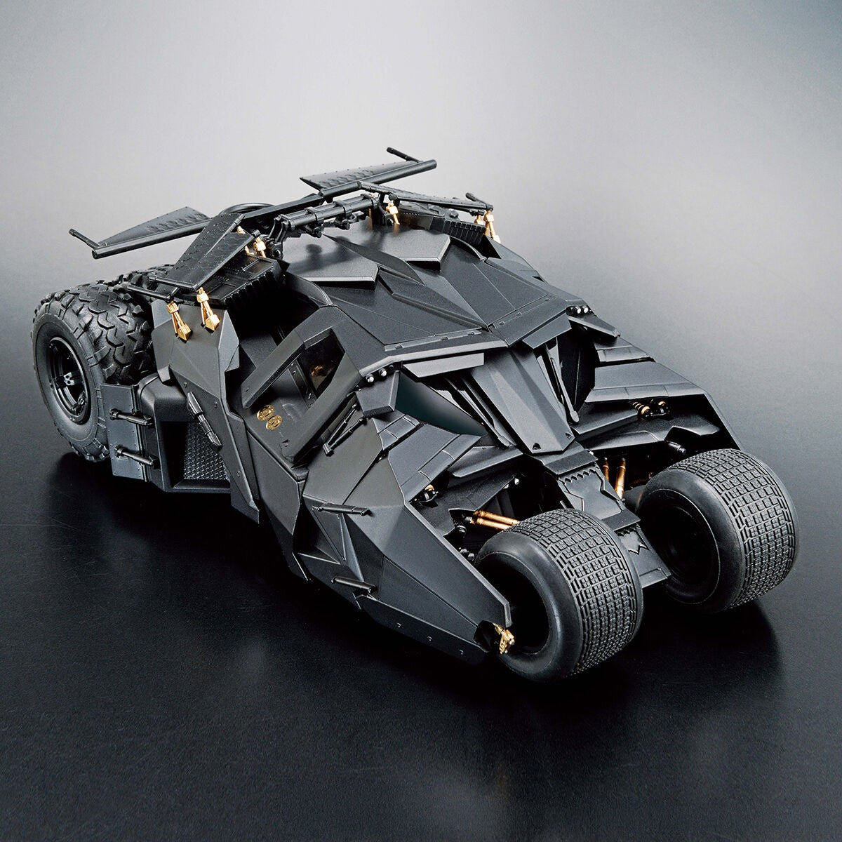 Bandai 1:35 Scale Model Kit Batmobile (Batman Begins Version) - MK62184