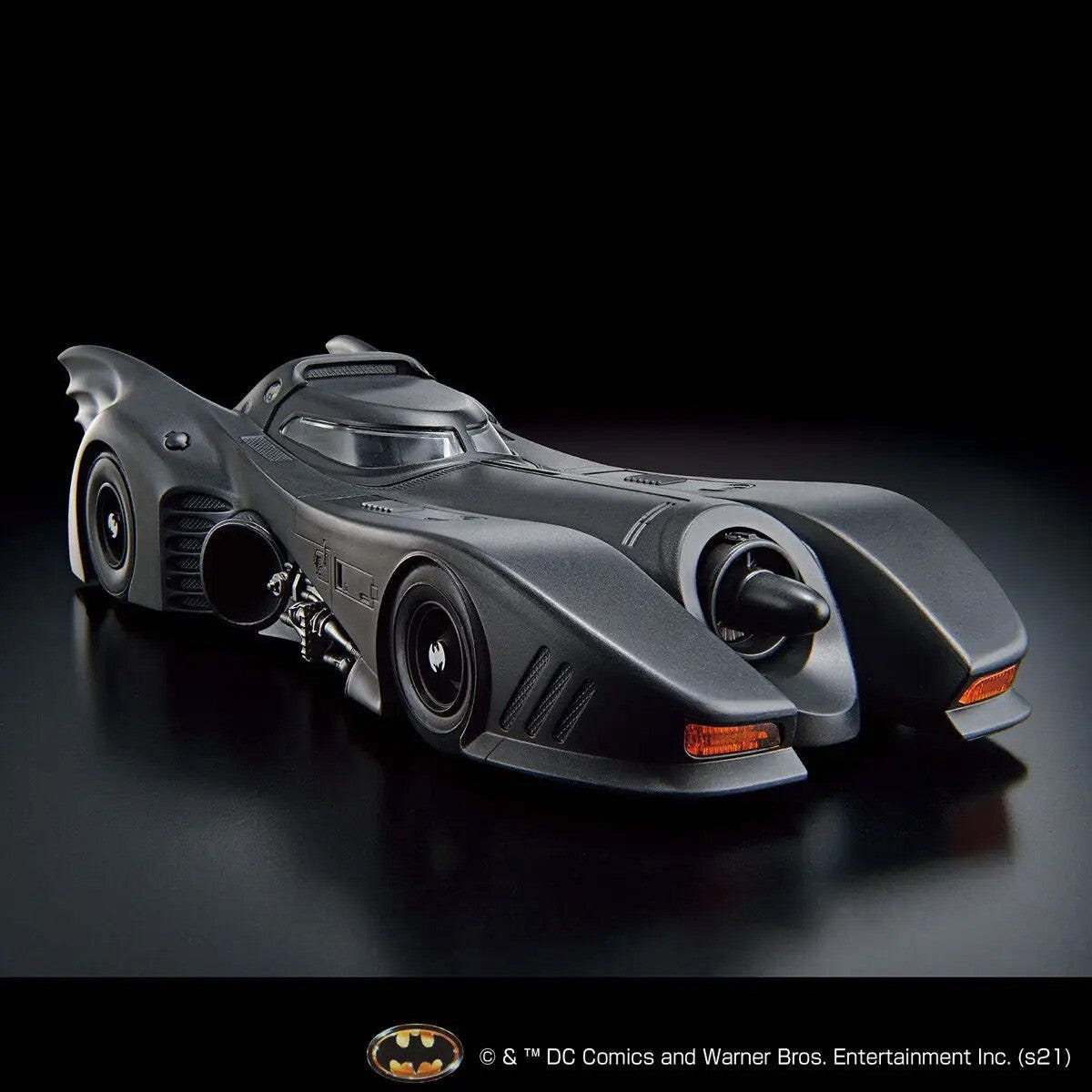 Bandai 1:35 Scale Model Kit Batmobile (Batman Version) - MK62185